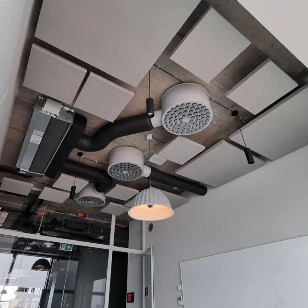Tratament acustic pentru spațiul de coworking HubHub din Bratislava