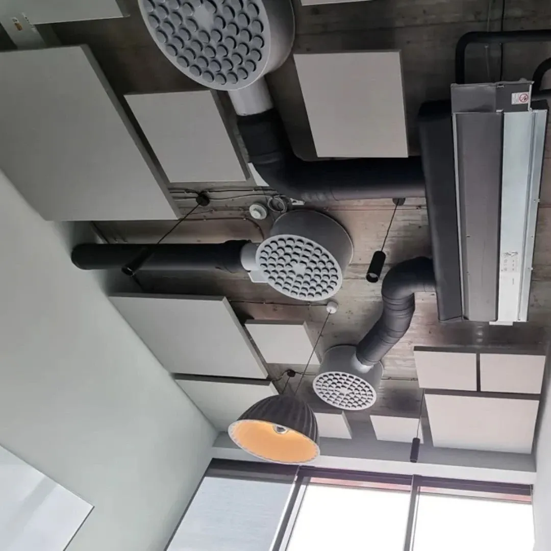 Tratament acustic pentru spațiul de coworking HubHub din Bratislava